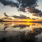 Near The In Vibrant Area *