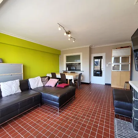 Near The In Vibrant Area Daire Middelkerke