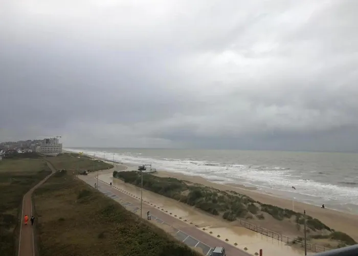 Daire Near The In Vibrant Area Middelkerke